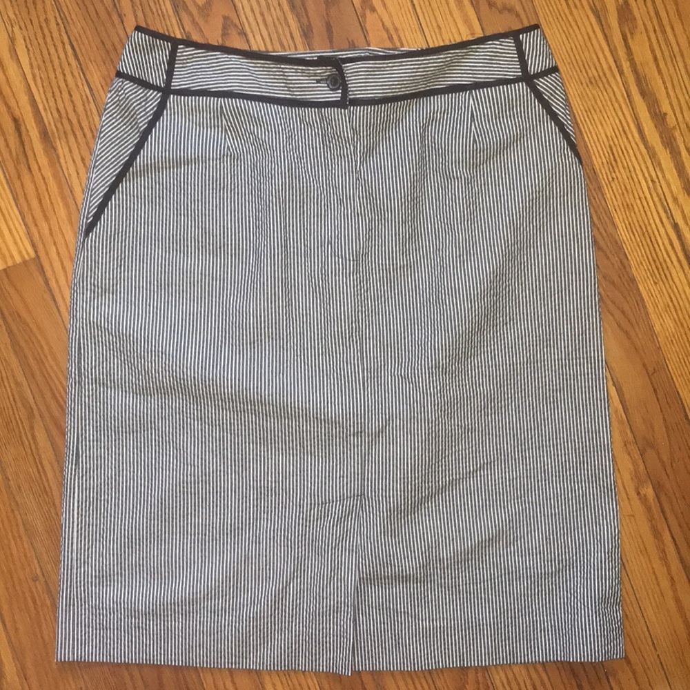 Vintage Harveé Bernard pencil skirt pinstriped